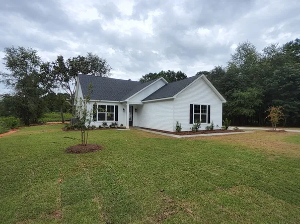 1265 Tennis Ln, Summerton, SC 29148