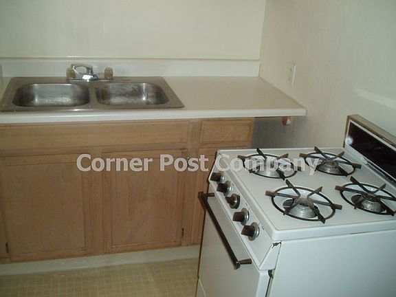 4th image of 516 Palomas Dr SE APT 1