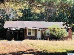 475 S River St, Centre, AL 35960