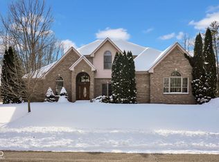 5173 Northwood Dr, Columbus, IN 47201