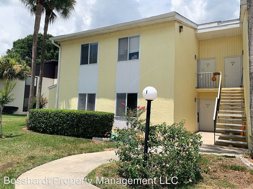 1st image of 554A Fairways Cir