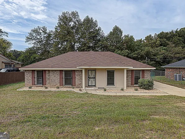 1365 Boxwood Blvd, Columbus, GA 31906