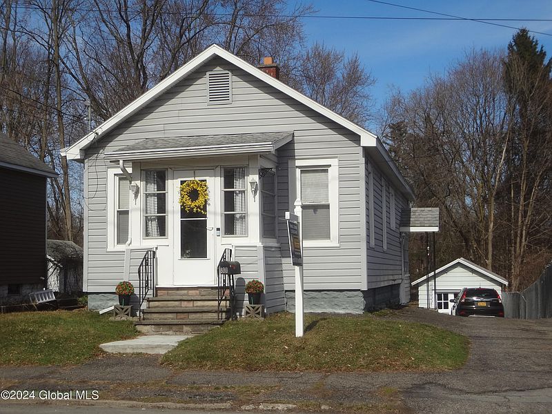 2nd image of 81 Cuthbert Street