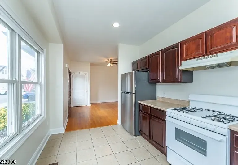 47 Grant St #47 — Photo 6
