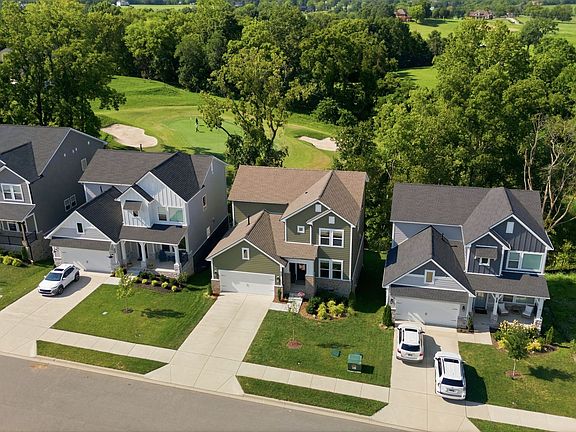 2nd image of 1084 Callaway Dr