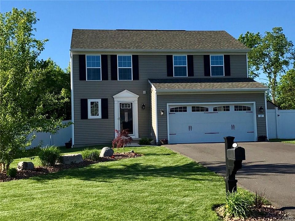 1st image of 11 Naylor Cir