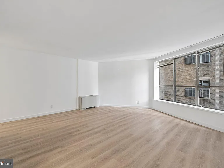 224 W Rittenhouse Sq #30-802 — Photo 2