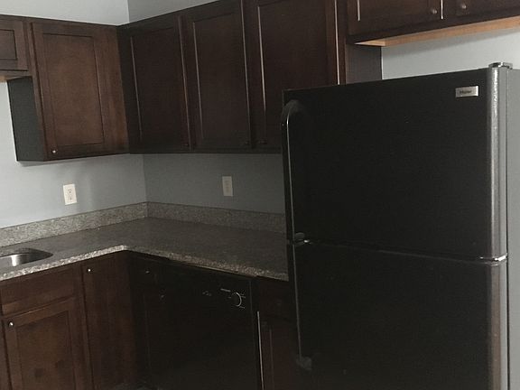 Kitchen - granite counter tops