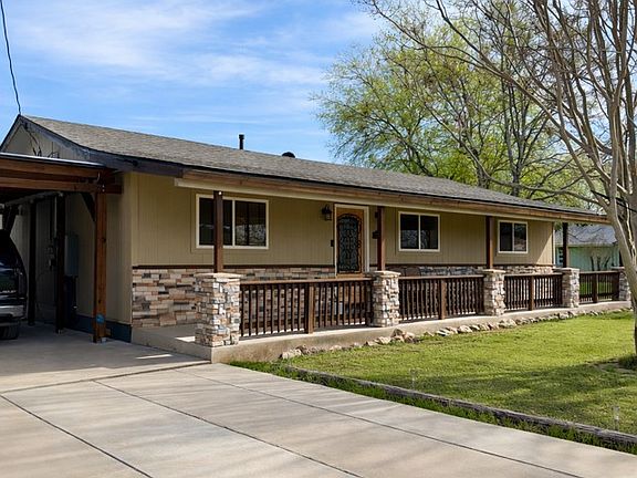 2nd image of 334 Live Oak Loop