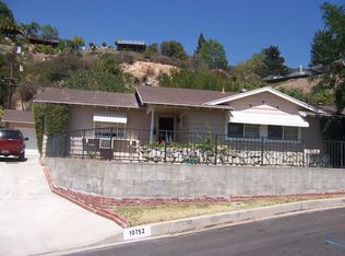 10752 Samoa Ave, Tujunga, CA 91042