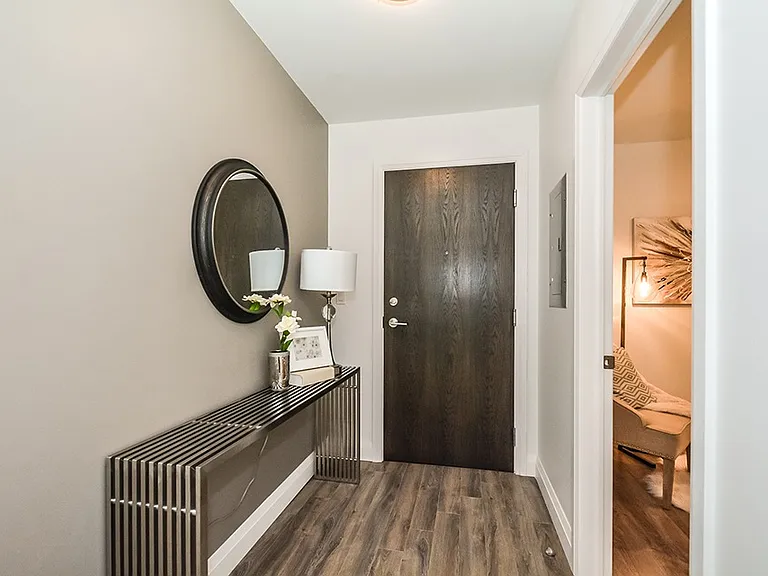 460 A Belmont Ave W #At 460b — Photo 52