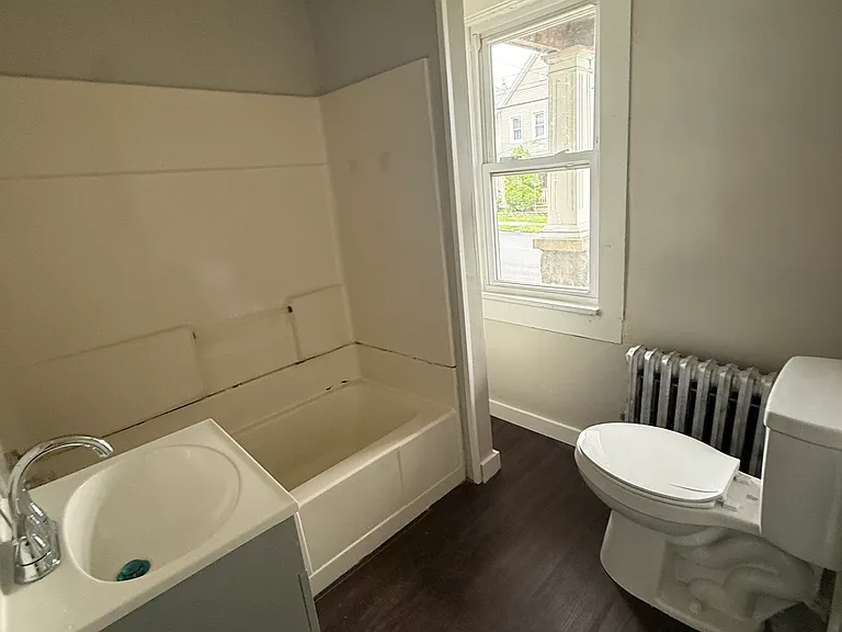 1409 Prospect Ave #1 — Photo 9