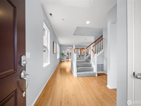 3rd image of 24034 SE 20th Street