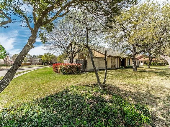 2nd image of 431 Quintana Dr