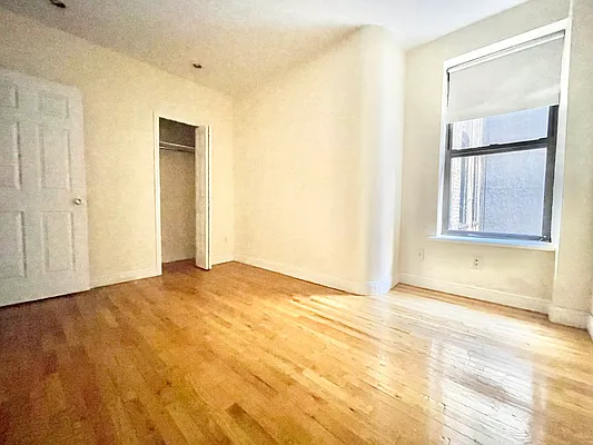 Rented by City Connections Realty | media 23