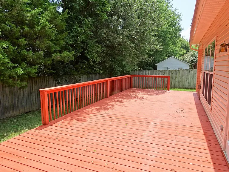 8518 Lawnpark Dr — Photo 17