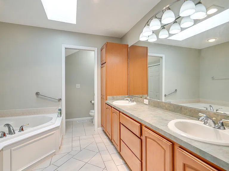 2708 Wyndgate Ct — Photo 6