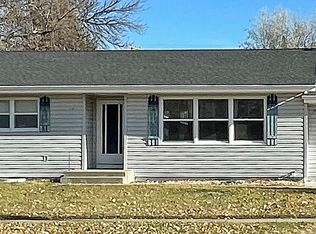 1117 E Osage Ave, Fort Peck, MT 59223