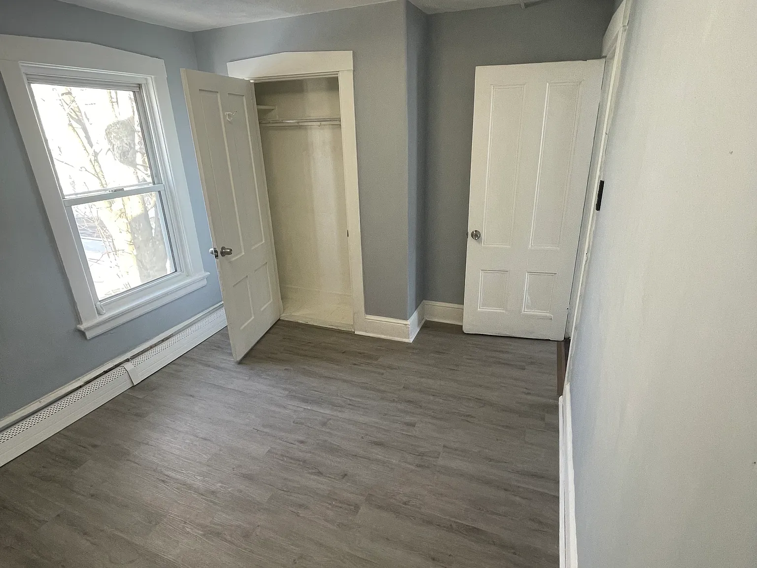 3 bed, 1173 sqft, $1,975 — Photo 3