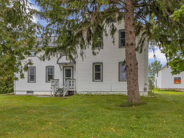 W2158 Poplar Rd, Fond Du Lac, WI 54937