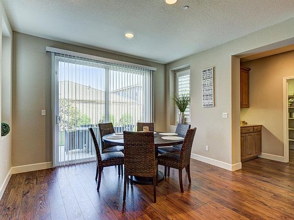4th image of 4033 Creamery Way