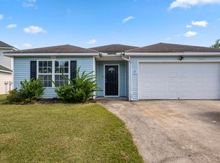 8376 Waltham Rd, North Charleston, SC 29406