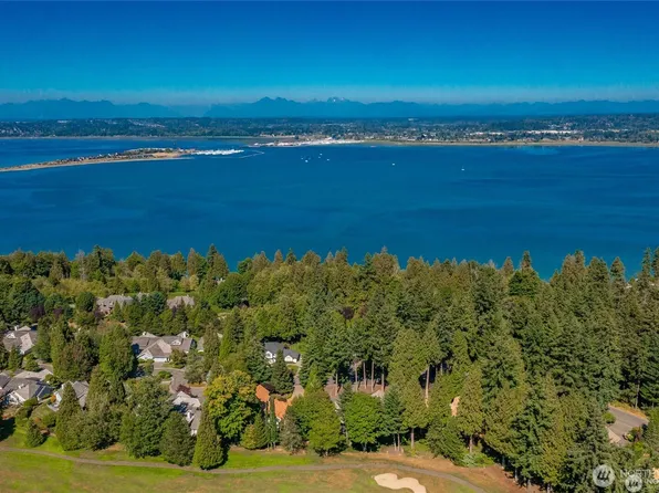 8975 Pine Sisken, Blaine, WA 98230