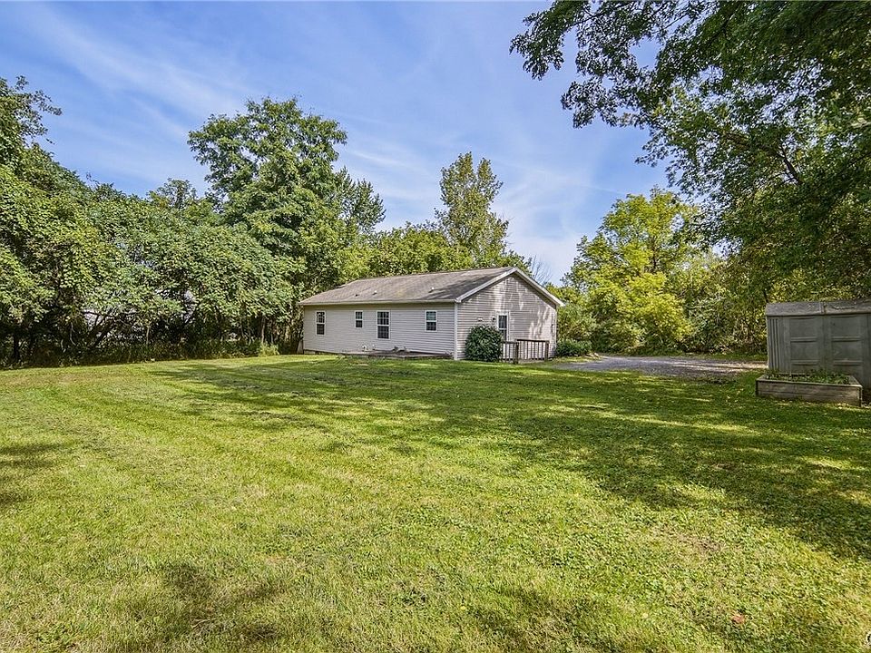 1st image of 3424 Stiles Rd