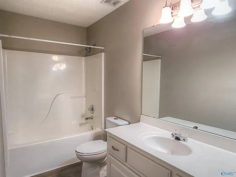 241 Misty Cove Ct — Photo 13
