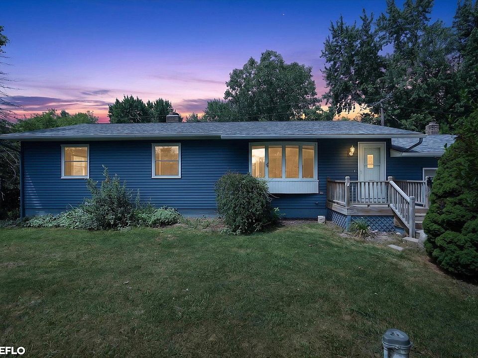 1st image of 50 Harsen Rd