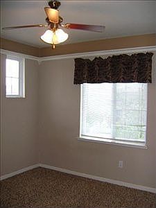 4th image of 4005 Dunhill Dr