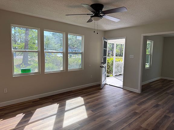 2nd image of 1618 Beauford Pl