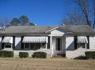 206 S Hope St, Waldo, AR 71770