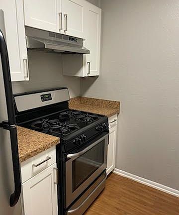 2nd image of 2200 W Lowden St APT 1