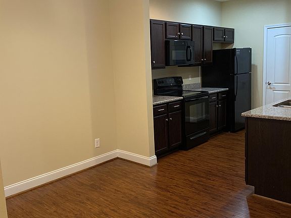 4th image of 320 Capstone Dr APT 102
