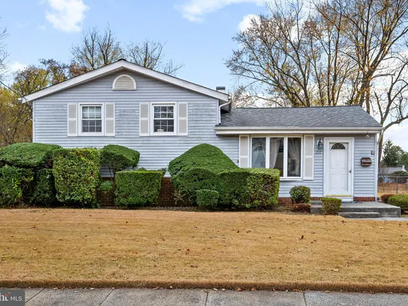 237 Somerset Rd, Deptford, NJ 08096
