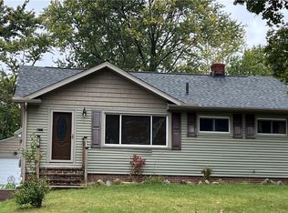 161 Talbot Dr, Bedford, OH 44146