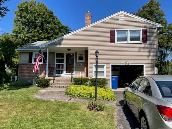 53 Arrowbrook Road, Windsor, CT 06095