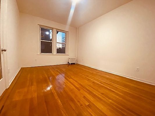 5th image of 36-20 Parsons Blvd #3C