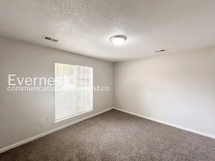 10721 Ridgefield Dr — Photo 11