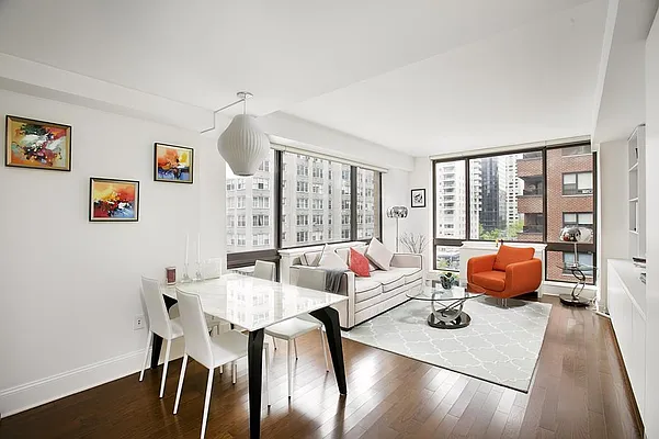 Sold by R New York | media 16