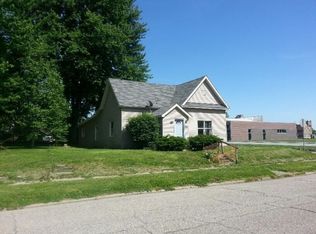403 N Court St, Sullivan, IN 47882