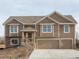 3609 NE 80th St, Kansas City, MO 64119