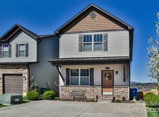 699 Cardwell Ln, Fletcher, NC 28732