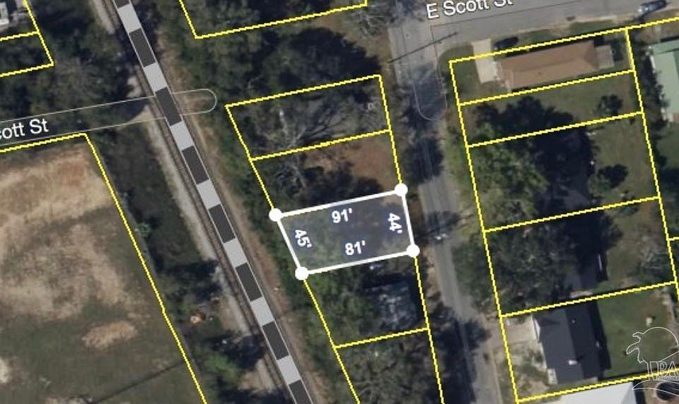 1st image of 2400 N Guillemard St