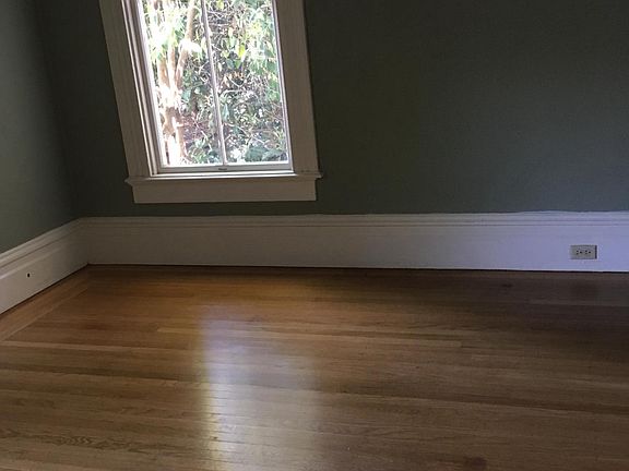 5th image of 2211 O St