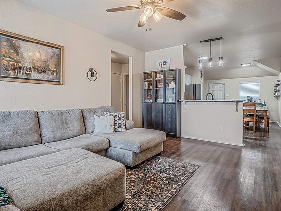 4th image of 6633 Magnolia Way
