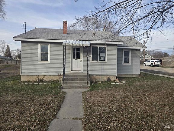 2nd image of 328 E Avenue D