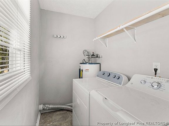 11th image of 818 Grambling Ct