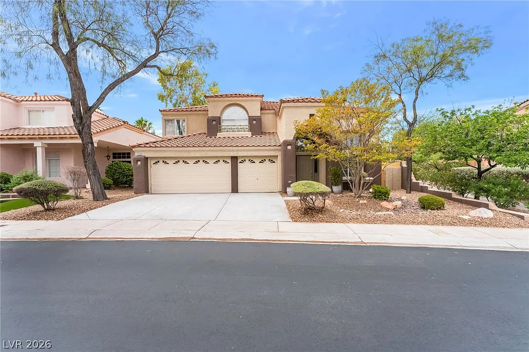 4 bed, 3.0 bath, 2577 sqft, $3,499 — Photo 1